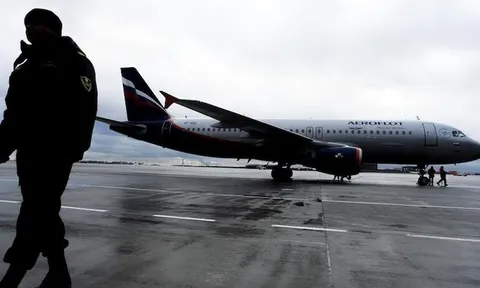 Phản ứng của Moscow trước cảnh báo của ông Zelensky về không phận Nga