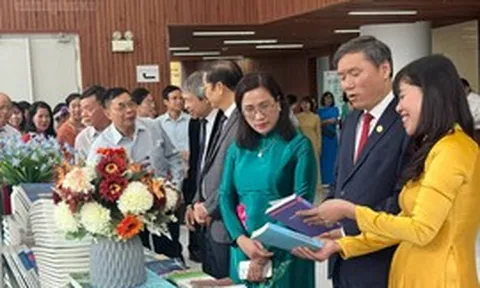 Khai mạc Không gian trưng bày 'Địa lý nhân văn - Kiến tạo phát triển'