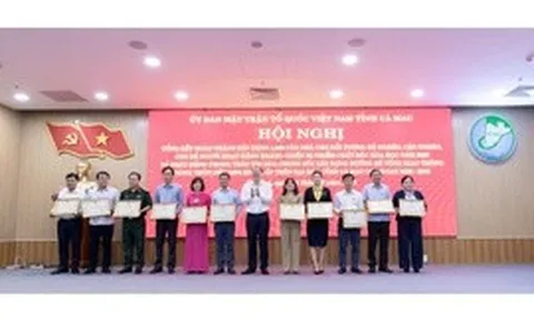 Phân Bón Cà Mau nhận Bằng khen của Chủ tịch UBND tỉnh Cà Mau