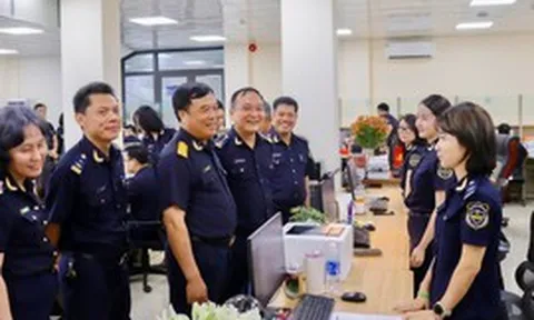 Thông quan tập trung mở đường cho Hải quan thông minh