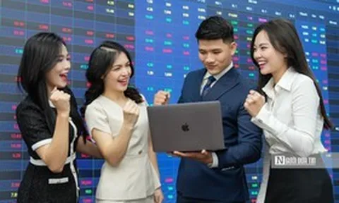 VN-Index giữ xu hướng tăng, cơ hội tích lũy dần trở lại