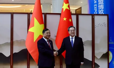 Việt Nam - Trung Quốc thúc đẩy mạnh hợp tác đường sắt, thương mại và cửa khẩu