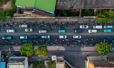 Dự án “giải bài toán” ùn ứ khu Nam Tp.HCM: Vừa làm vừa đợi mặt bằng “sạch”