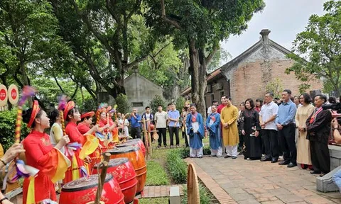 “Nhất trống - một tiếng trống - ngàn năm văn hiến” kể câu chuyện phía sau mỗi chiếc trống Việt Nam