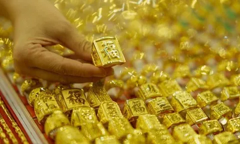 Giá vàng hôm nay (18/9): Vàng miếng SJC và nhẫn tăng vọt 1,2 triệu đồng/lượng