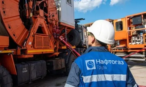 Cú bắt tay hợp tác hiếm hoi giữa Ukraine và Hungary trong bối cảnh xung đột