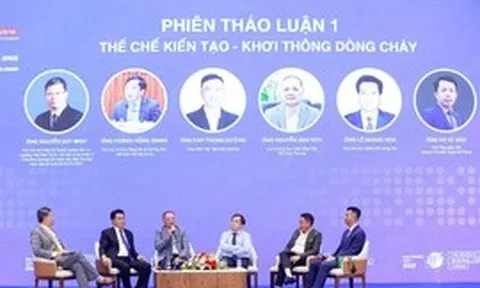 Logistics tăng tốc, vì sao 98% container vẫn phải đi đường bộ?