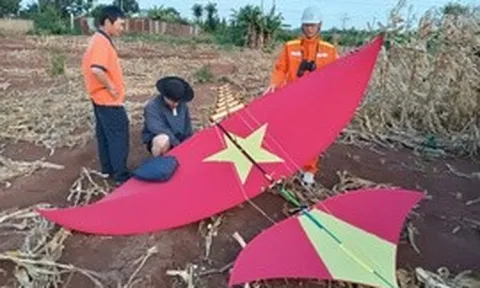 Cảnh báo nguy cơ sự cố từ vi phạm hành lang lưới điện cao áp