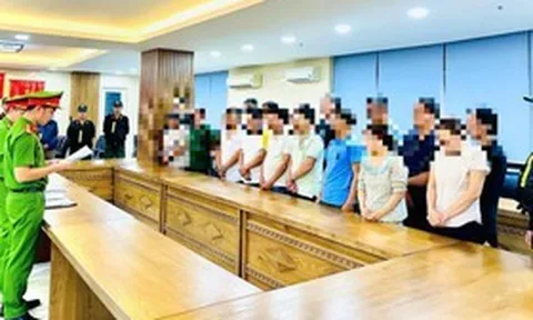 Bắt loạt cán bộ nhận hối lộ để bỏ qua công trình xây dựng trái phép