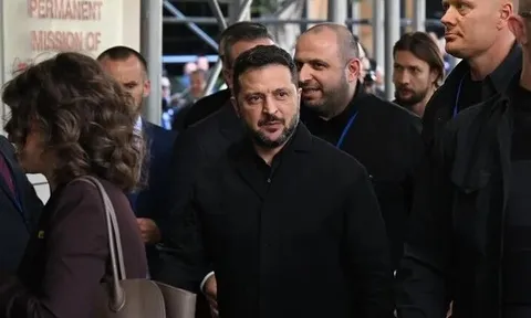 Ông Zelensky thảo luận về đàm phán hòa bình Ukraine, an ninh Biển Đen với ông Erdogan