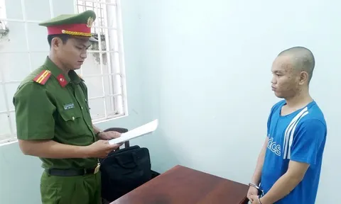 Tạm giam đối tượng lái xe tông vào CSGT làm nhiệm vụ ở An Giang