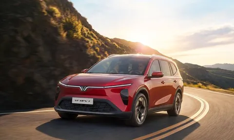 Đổi xe rộng hơn, tiền “nuôi” xe nhẹ hơn: Lợi thế của chủ xe xăng khi chuyển sang VF MPV 7