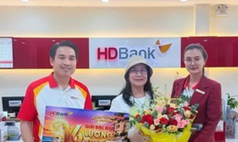 Khách hàng Kiên Giang trúng 16 lượng vàng SJC từ chương trình tiết kiệm của HDBank