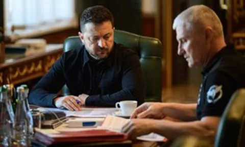 Ông Zelensky thông báo về kế hoạch tác chiến tầm xa tháng 10, thêm tiêm kích F-16 tới Ukraine
