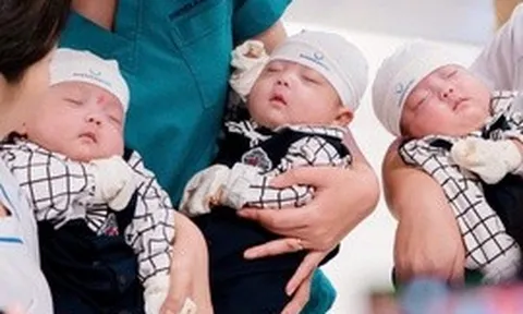 Kỳ tích ca tam thai: Một bé sinh ở tuần 27, hai bé được giữ lại thêm 36 giờ