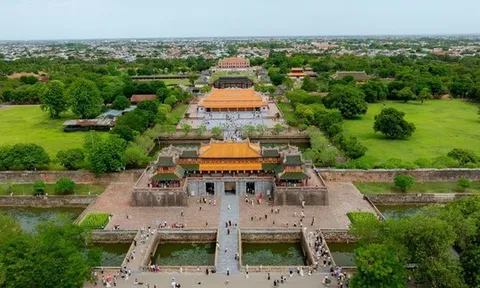 Huế vào top 11 điểm đến đẹp nhất Việt Nam