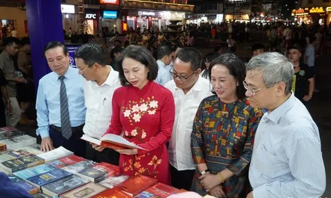 Khai mạc Hội sách Hà Nội năm 2026: “Sách mở tri thức - Công nghệ dẫn tương lai”