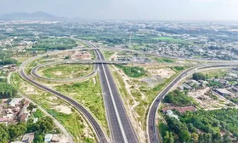 Khẩn trương nối thông cao tốc, giảm tải Quốc lộ 51