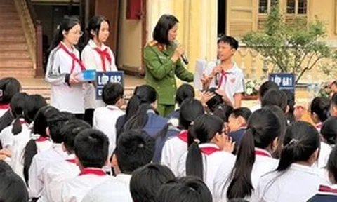 Bạo lực học đường - Bài 3: Cần xây dựng mạng lưới chủ động hỗ trợ và bảo vệ trẻ