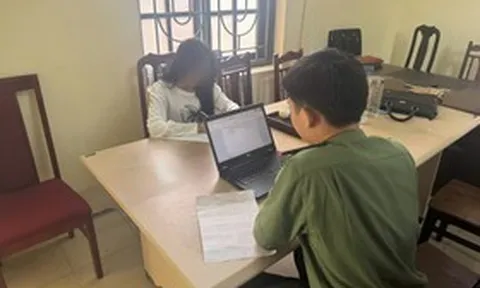 Công an làm việc với admin nhóm Facebook 'Những người ghét bố mẹ'