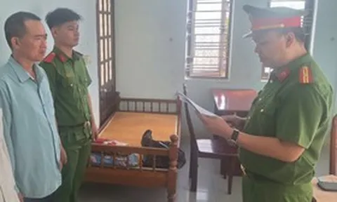 Nhận làm thủ tục chuyển mục đích sử dụng đất rồi bán lấy tiền trả nợ