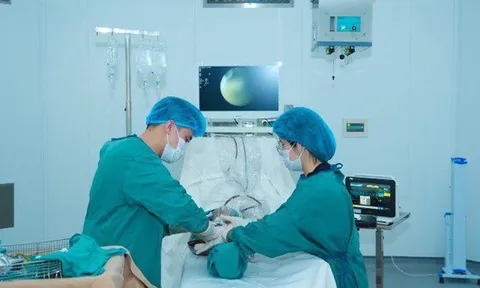 Người đàn ông nhập viện sau mũi tiêm tại phòng khám tư