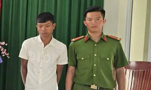 Bực tức vì vợ uống bia rồi nhảy múa ở tiệc liên hoan, chồng tưới xăng đốt nhà