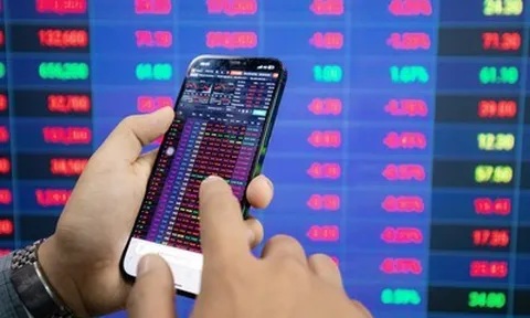 Áp lực điều chỉnh bủa vây VN-Index và bài toán quản trị rủi ro ngắn hạn
