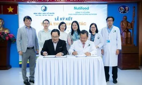 Nutifood và Bệnh viện Y học cổ truyền TP. Hồ Chí Minh hợp tác phát triển giải pháp dinh dưỡng từ dược liệu Việt