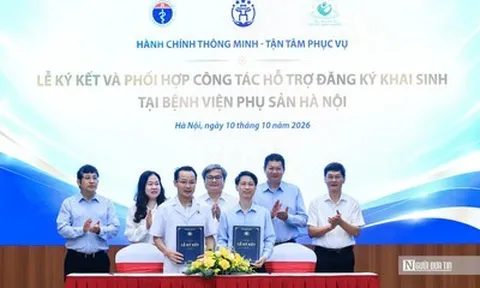 Hà Nội ra mắt quầy hỗ trợ đăng ký khai sinh tại bệnh viện Phụ sản Hà Nội