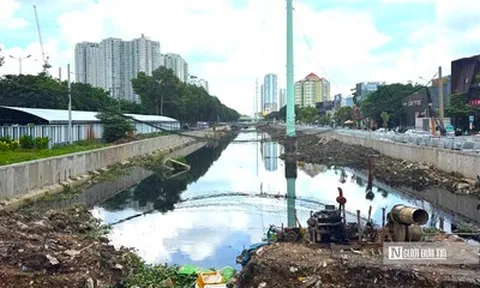Rạch Đá Đỏ dần hồi sinh, kỳ vọng giải bài toán môi trường và thoát nước của Tp.HCM