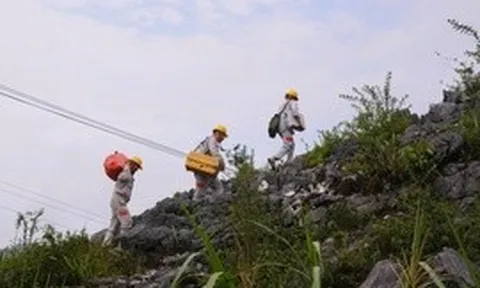 Xoá lõm sóng ở vùng cao mở đường cho sinh kế người dân