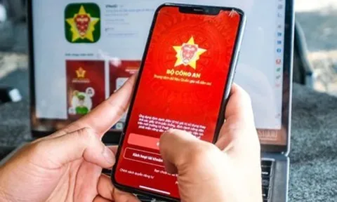 Tài khoản chứng khoán, livestream bán hàng phải liên kết VNeID trước 31/12/2026