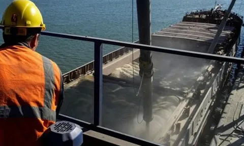 Các nước vùng Baltic muốn EU “cấm cửa” một mặt hàng Nga, Ukraine phản ứng tích cực