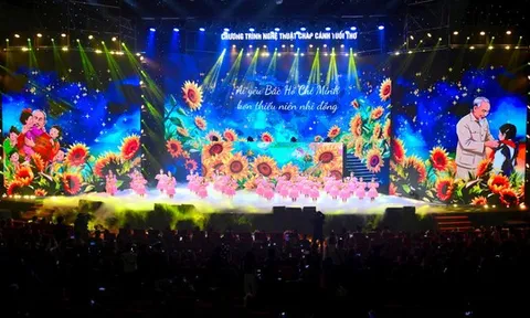 “Chắp cánh tuổi thơ”: Khi hàng nghìn em nhỏ gửi điều ước vào bầu trời Thủ đô