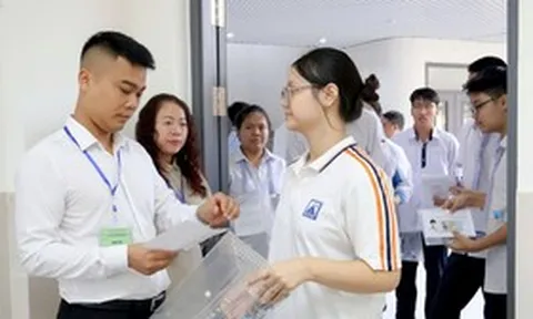 Hà Nội có 37 thủ khoa học sinh giỏi, bất ngờ với số học sinh lớp 11