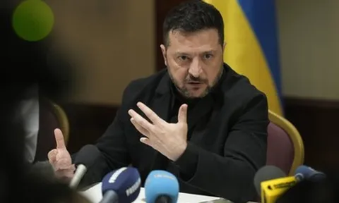Nhà máy điện Kiev trúng đòn, ông Zelensky nêu tình hình đáng lo ngại