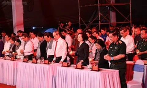 Xúc động “Khúc tri ân” ở Công viên Lê Thị Riêng trước giờ an táng 731 hài cốt liệt sĩ