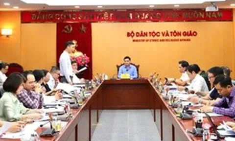 Xây dựng nghị quyết mới về công tác dân tộc