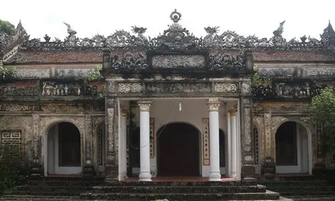 Cỗ gà lão làng Triều Đông