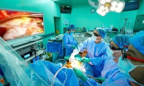 Phẫu thuật nội soi sửa van tim thành công cho bệnh nhân người nước ngoài