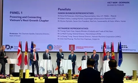 PETROVIETNAM tiên phong cùng các đối tác Đan Mạch phát triển điện gió ngoài khơi