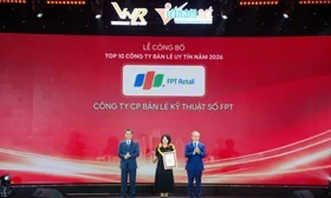 FPT Retail 10 năm liên tiếp góp mặt trong Top 10 Công ty uy tín ngành Bán lẻ