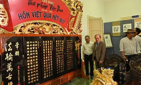 Liên hoan Thư pháp Việt Nam “Hồn Việt qua nét bút”