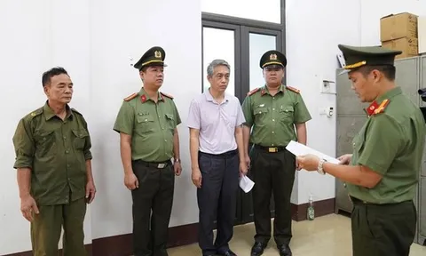 Bắt chủ tịch, giám đốc và kế toán trưởng Công ty ngói AMADO ở Phú Thọ