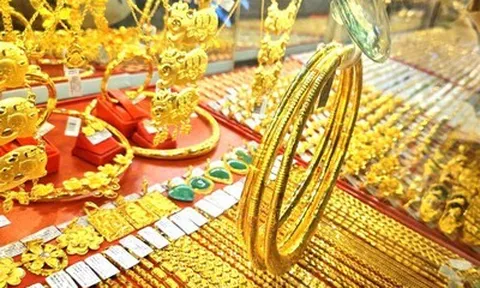 Giá vàng chiều nay (30/10): Vàng trong nước theo xu hướng thế giới
