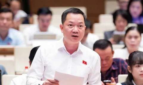 "Không để mỗi mùa thi đến học sinh, phụ huynh lại thấp thỏm chờ quy định mới của Bộ"