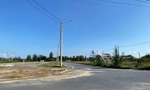 Quảng Trị yêu cầu khẩn trương hoàn thành khu tái định cư cảng Cửa Việt
