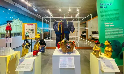 Trưng bày chuyên đề “Dương Văn Học - Người kể chuyện bằng rối”