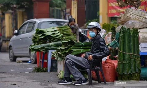 Chợ lá dong lâu đời nhất Thủ đô vắng vẻ ngày cận Tết